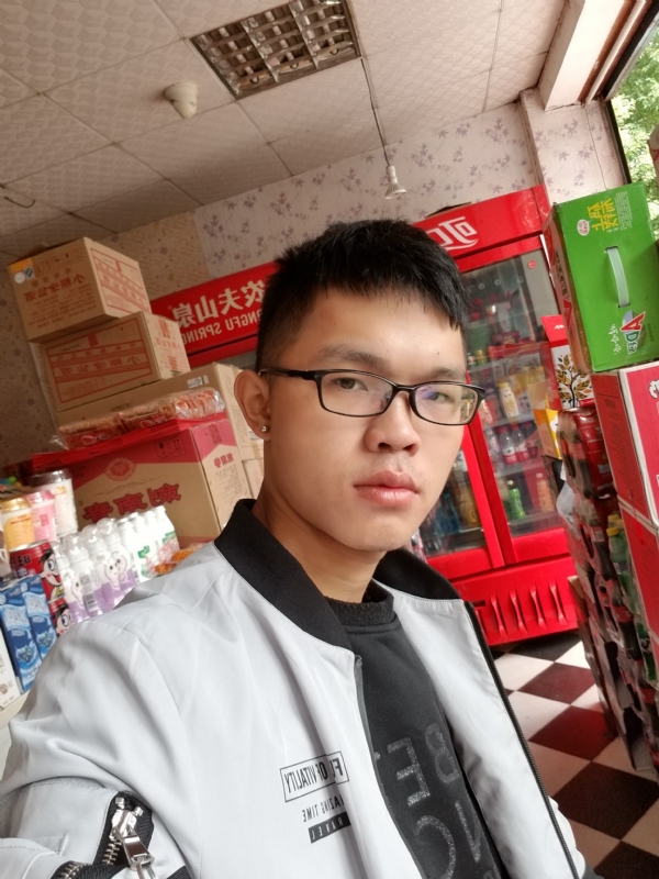 柒年的第一张照片--福建中老年相亲网