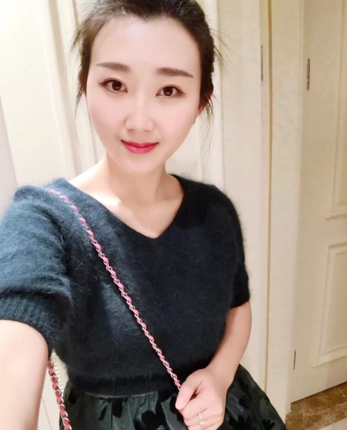小妮的第三张照片--福建中老年相亲网