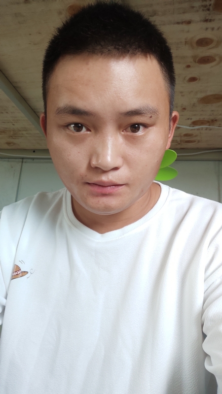 水里面的云呀的第一张照片--福建中老年相亲网