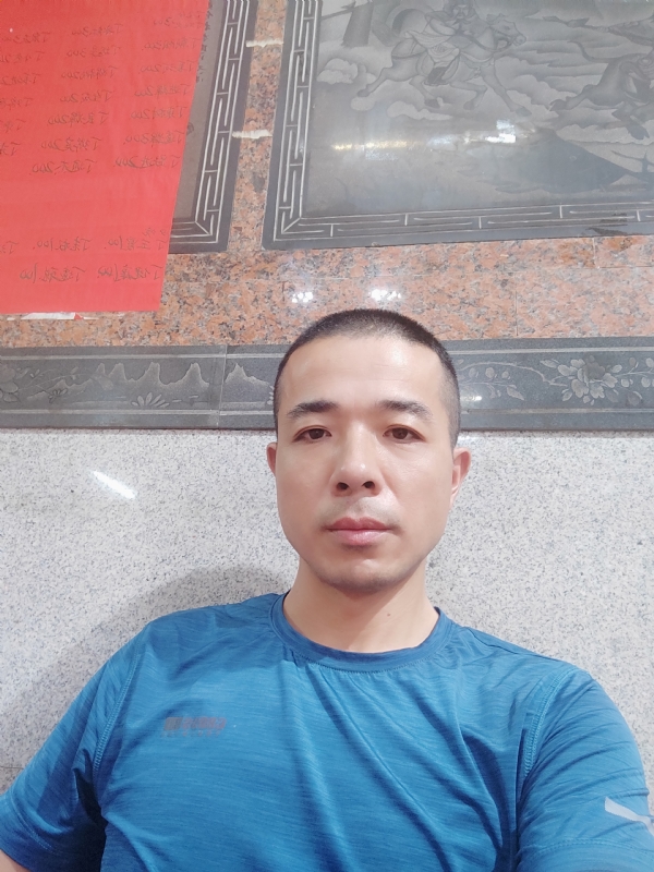 虫子的第一张照片--福建中老年相亲网