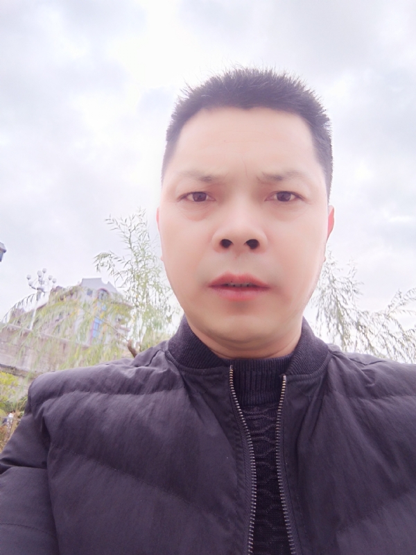 随缘的第一张照片--福建中老年相亲网