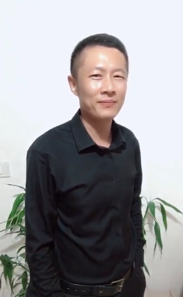 地huhi的第一张照片--福建中老年相亲网