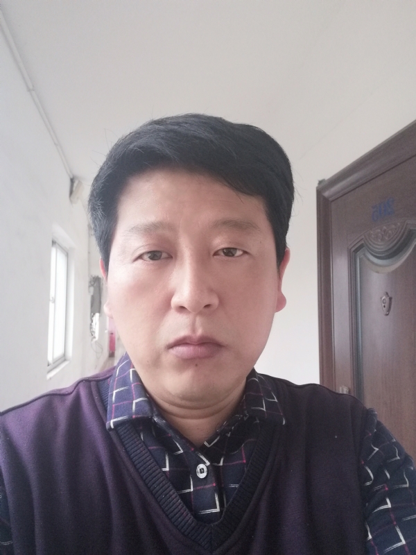 夜色温柔的第一张照片--福建中老年相亲网