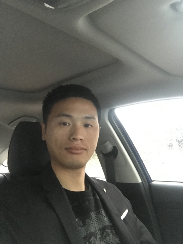 向前走的第二张照片--福建中老年相亲网