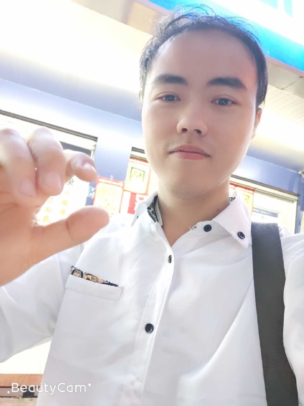 开心就好的第一张照片--福建中老年相亲网
