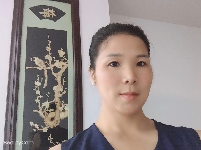 微笑的第一张照片--福建中老年相亲网