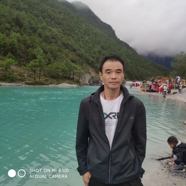 流星的第一张照片--福建中老年相亲网