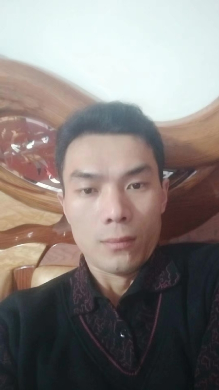 错把真心喂了狗的第四张照片--福建中老年相亲网