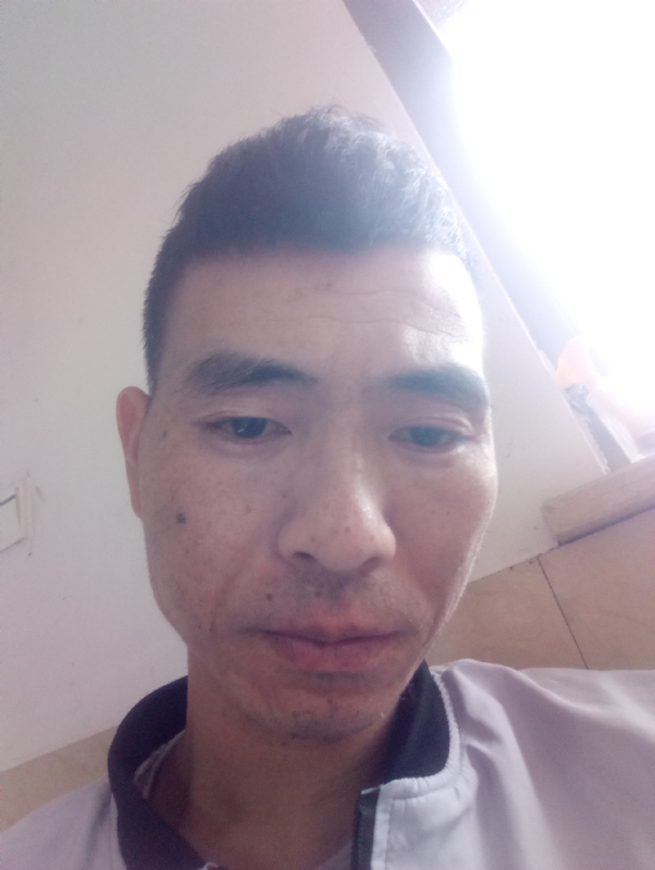 想你的夜的第一张照片--福建中老年相亲网