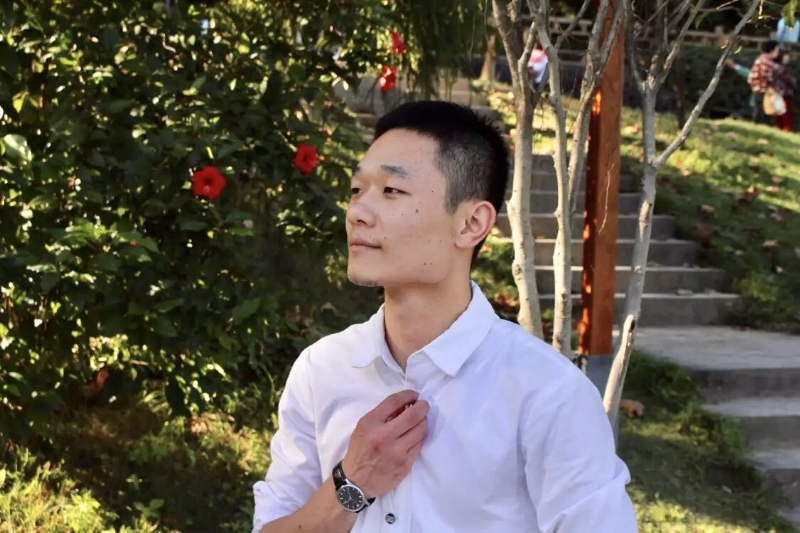 落落大方的第一张照片--福建中老年相亲网