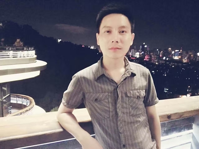 幕秋的第一张照片--福建中老年相亲网