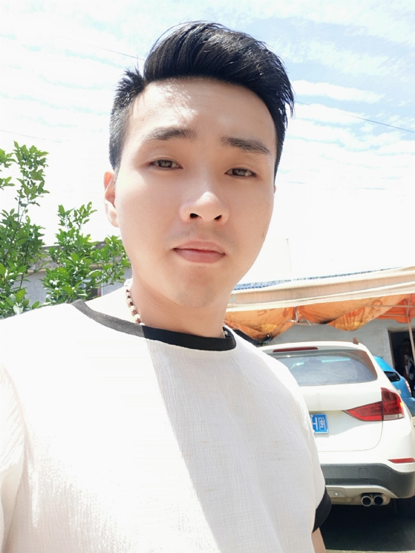 人间烟火的第一张照片--福建中老年相亲网