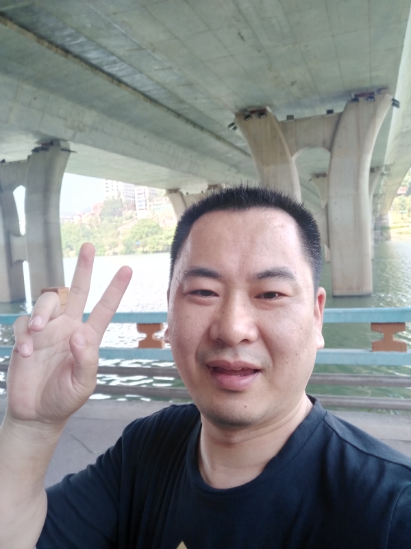 上人的第一张照片--福建中老年相亲网