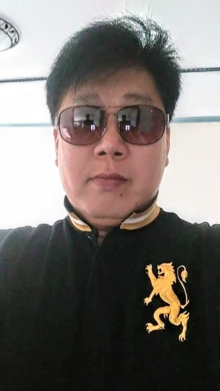 含笑半步癲的第一张照片--福建中老年相亲网