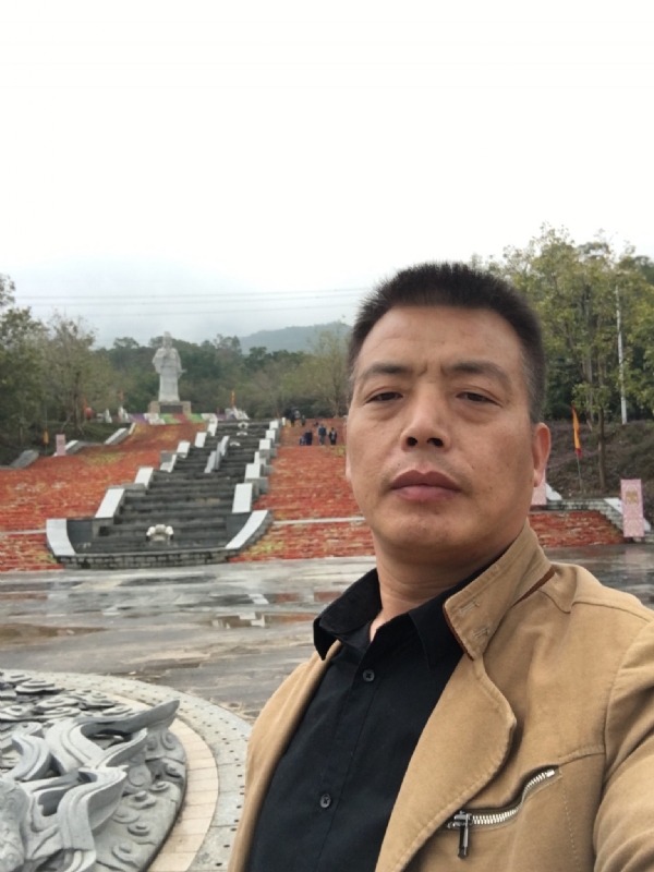 开心的松鼠的第一张照片--福建中老年相亲网