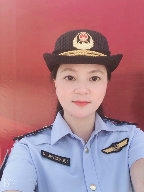 明明的第一张照片--福建中老年相亲网