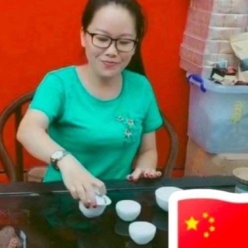 妖娆的第一张照片--福建中老年相亲网