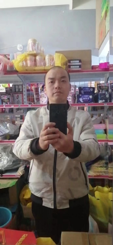 便利店的第一张照片--福建中老年相亲网