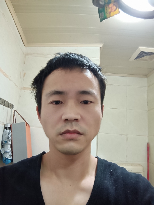 守望天空的第一张照片--福建中老年相亲网