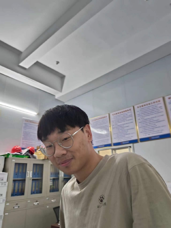 牛子弟的第一张照片--福建中老年相亲网