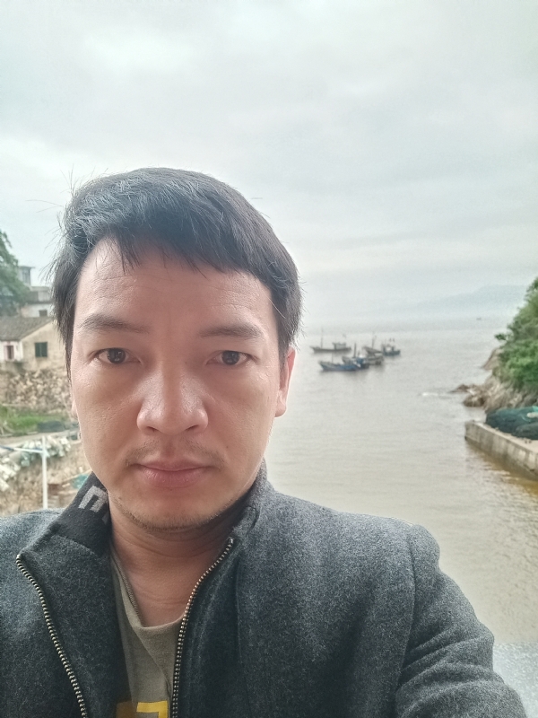 啊亮的第一张照片--福建中老年相亲网