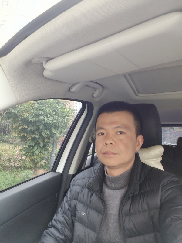 锦瑟的第一张照片--福建中老年相亲网