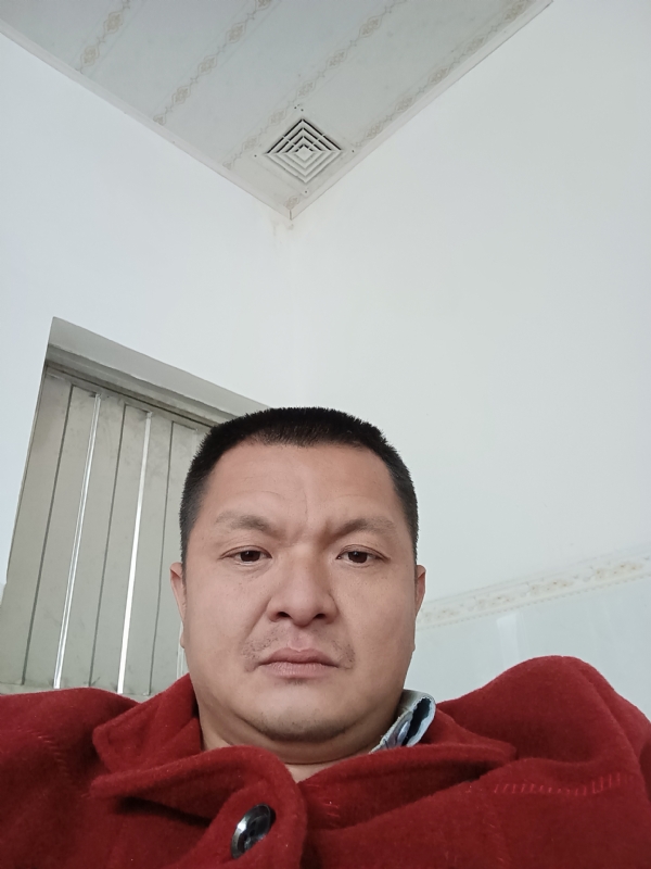 兰成龙的第一张照片--福建中老年相亲网