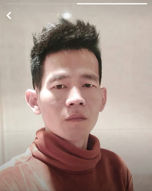 白了少年头的第一张照片--福建中老年相亲网