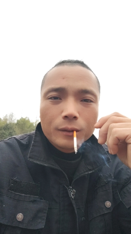 伯爵的第一张照片--福建中老年相亲网