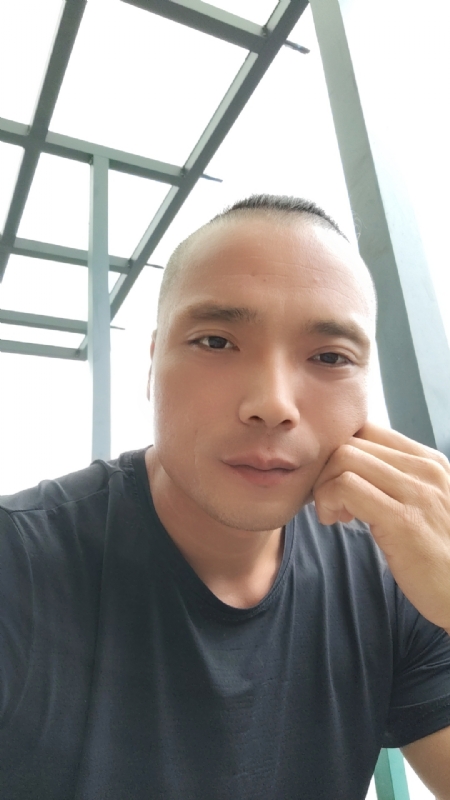 伯爵的第三张照片--福建中老年相亲网