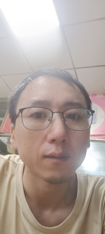 想胖的瘦子的第一张照片--福建中老年相亲网
